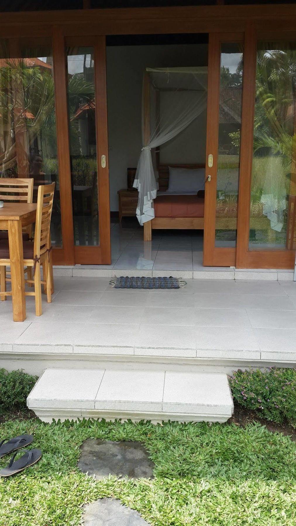 Puji And 3* Ubud (Bali)