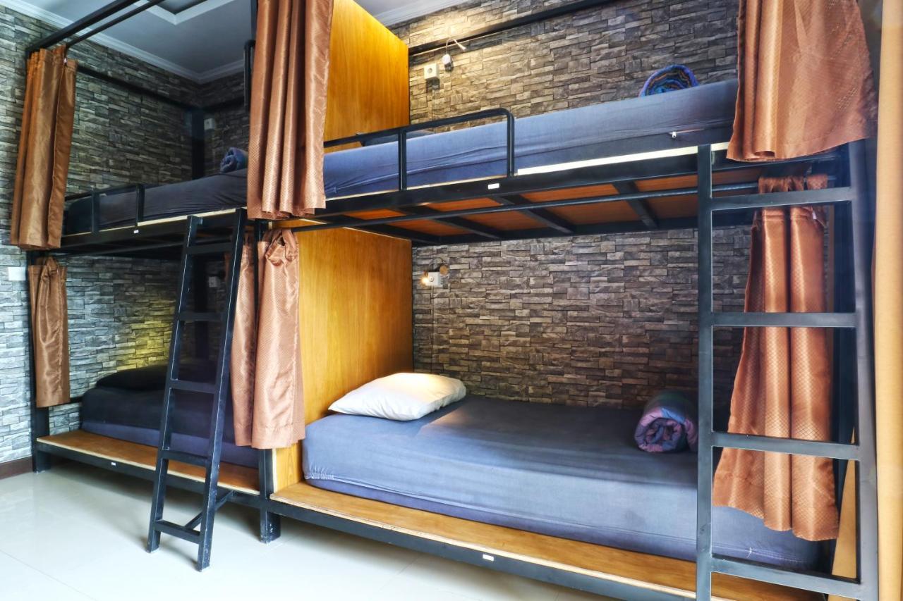 Puji And Guest house Ubud (Bali)